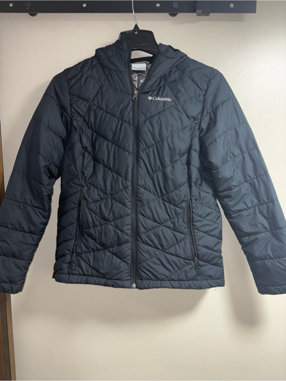 Columbia Black Quilted Jacket with Hood